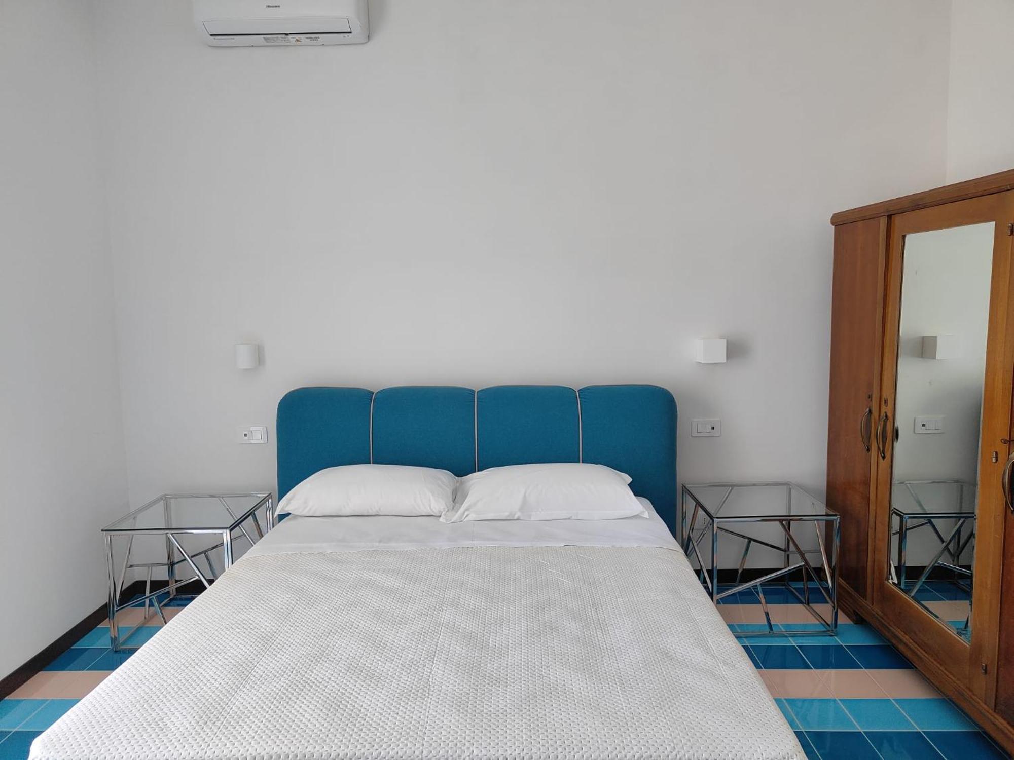 Casa Enzina Hotel Sorrento Luaran gambar