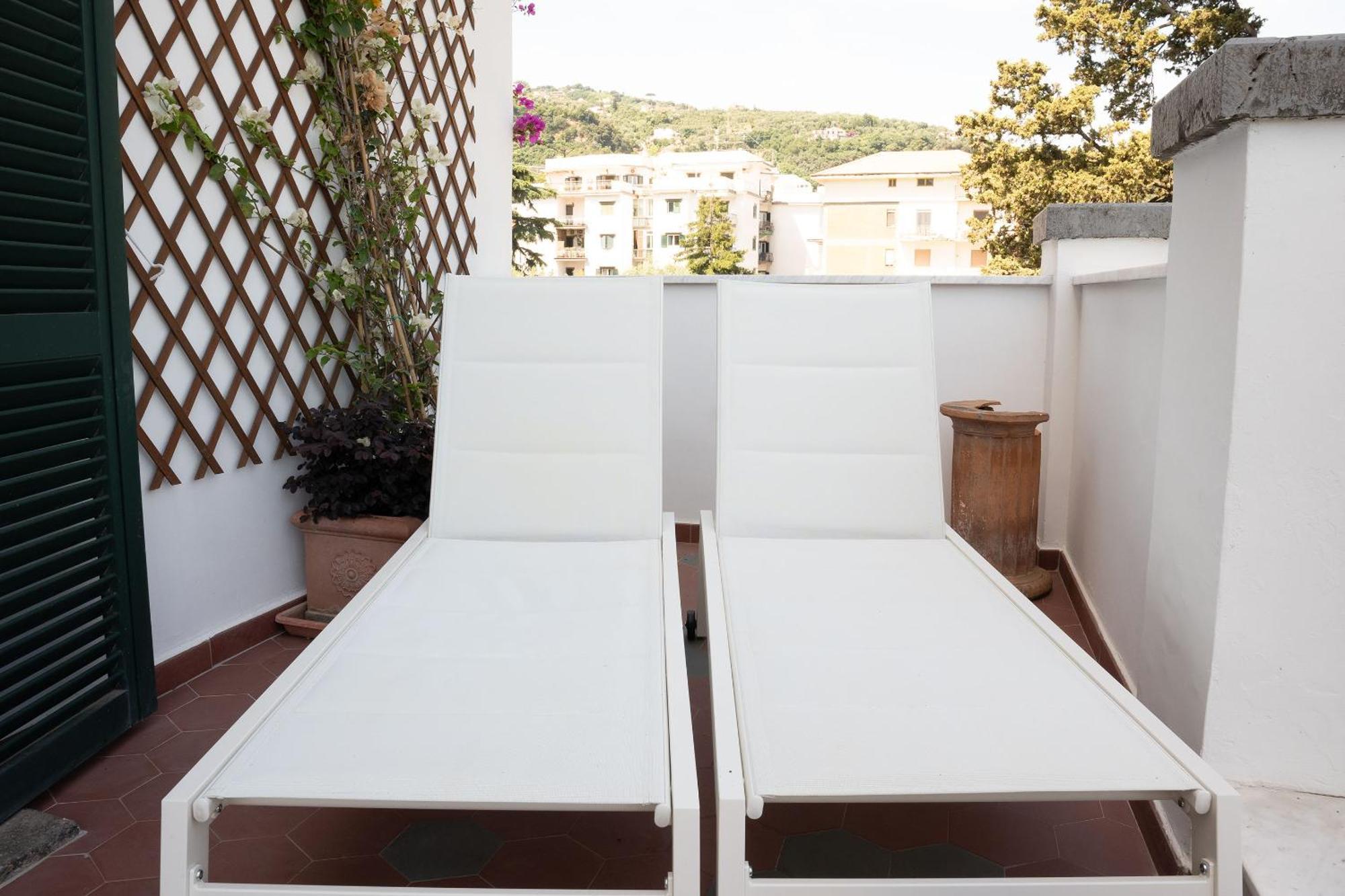 Casa Enzina Hotel Sorrento Luaran gambar