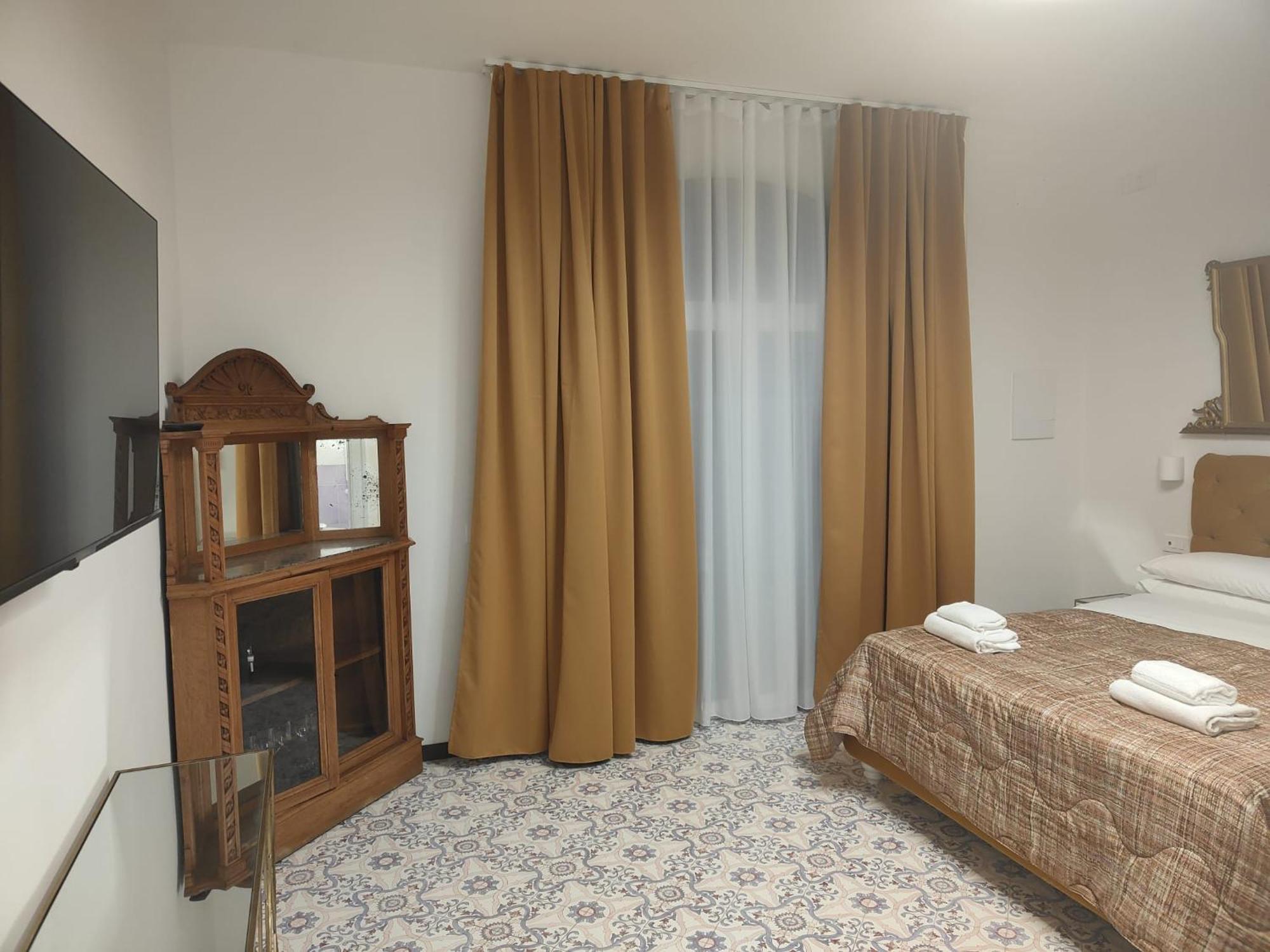 Casa Enzina Hotel Sorrento Luaran gambar